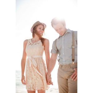 🧺Pins and Needles | NWT Ivory Lace A-Line Dress with Bow | Size 2